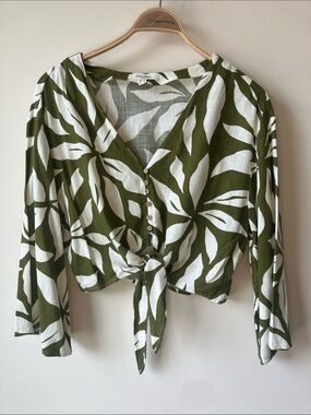HAVER & BLAIR Green/White Tropical Print Linen Crop Button/Tie Blouse Size M